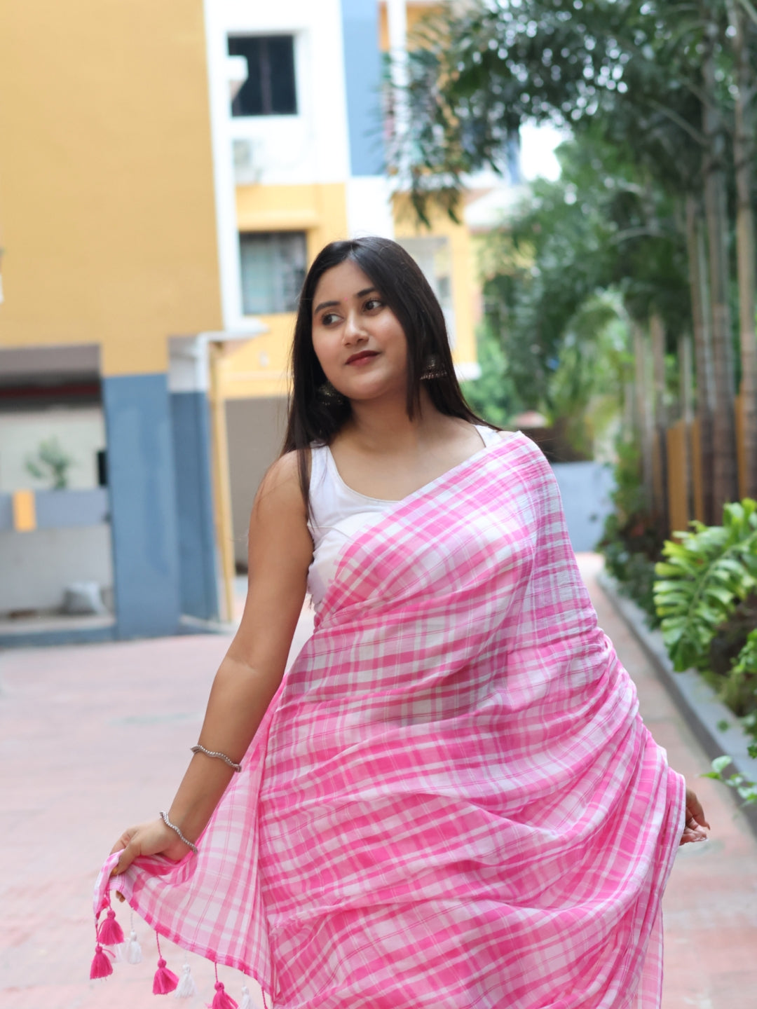 Pink Bloom check saree