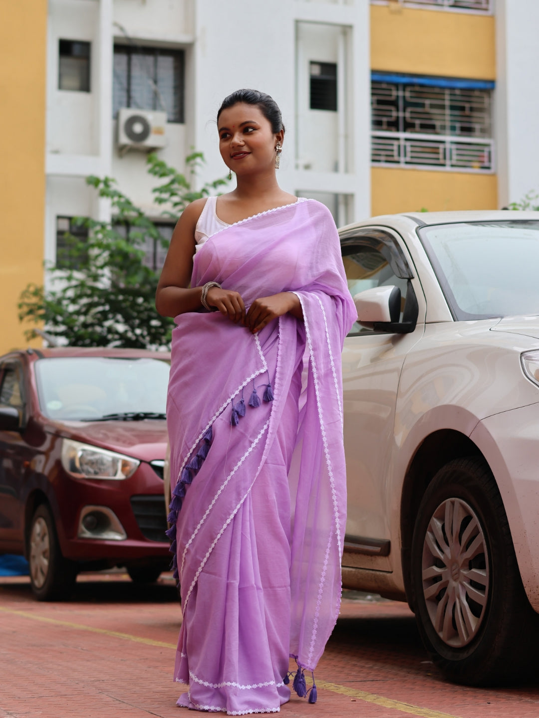 Lavender Mulmul Cotton Lace Border Saree