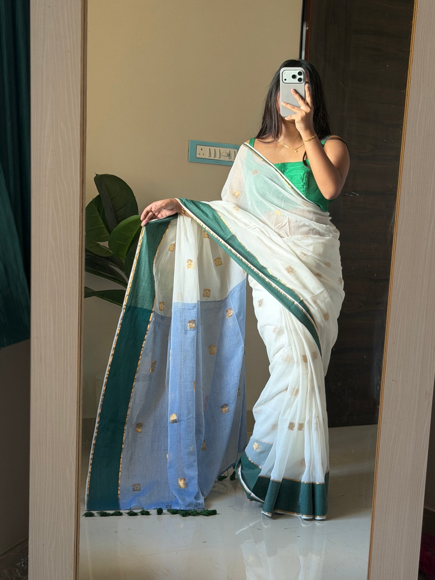 COTTON ZARI FLORAL BUTTA SAREE