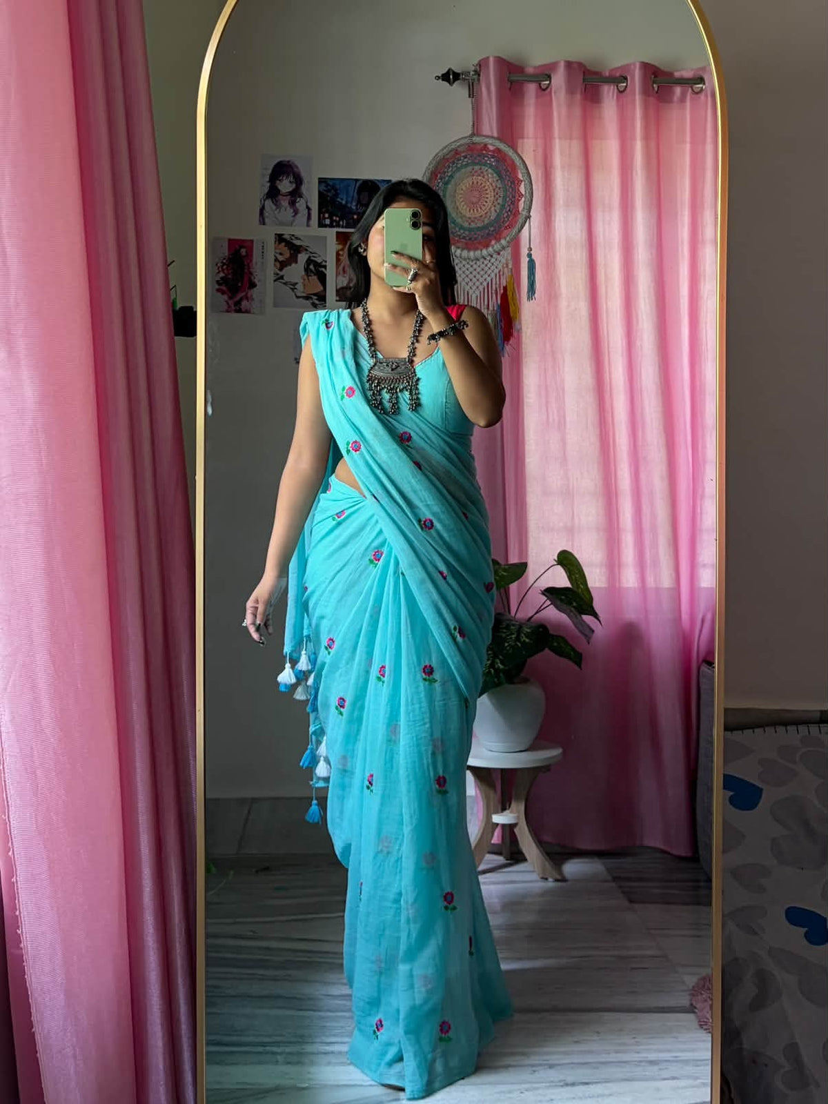 Flower Embriodery Mul Cotton Saree