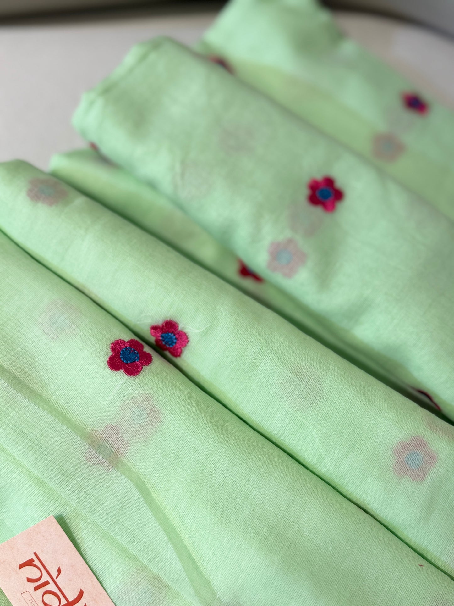 Small flower Mul Cotton Saree