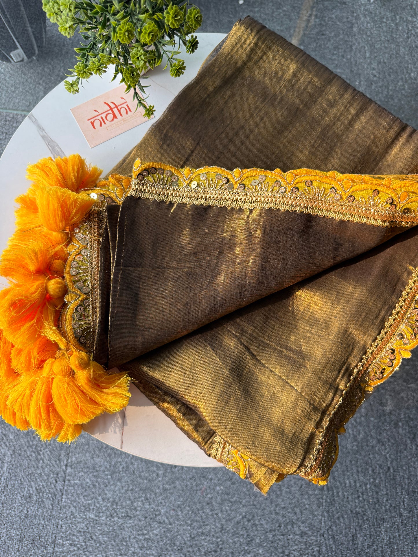 Rajsi Gold Tissue Saree