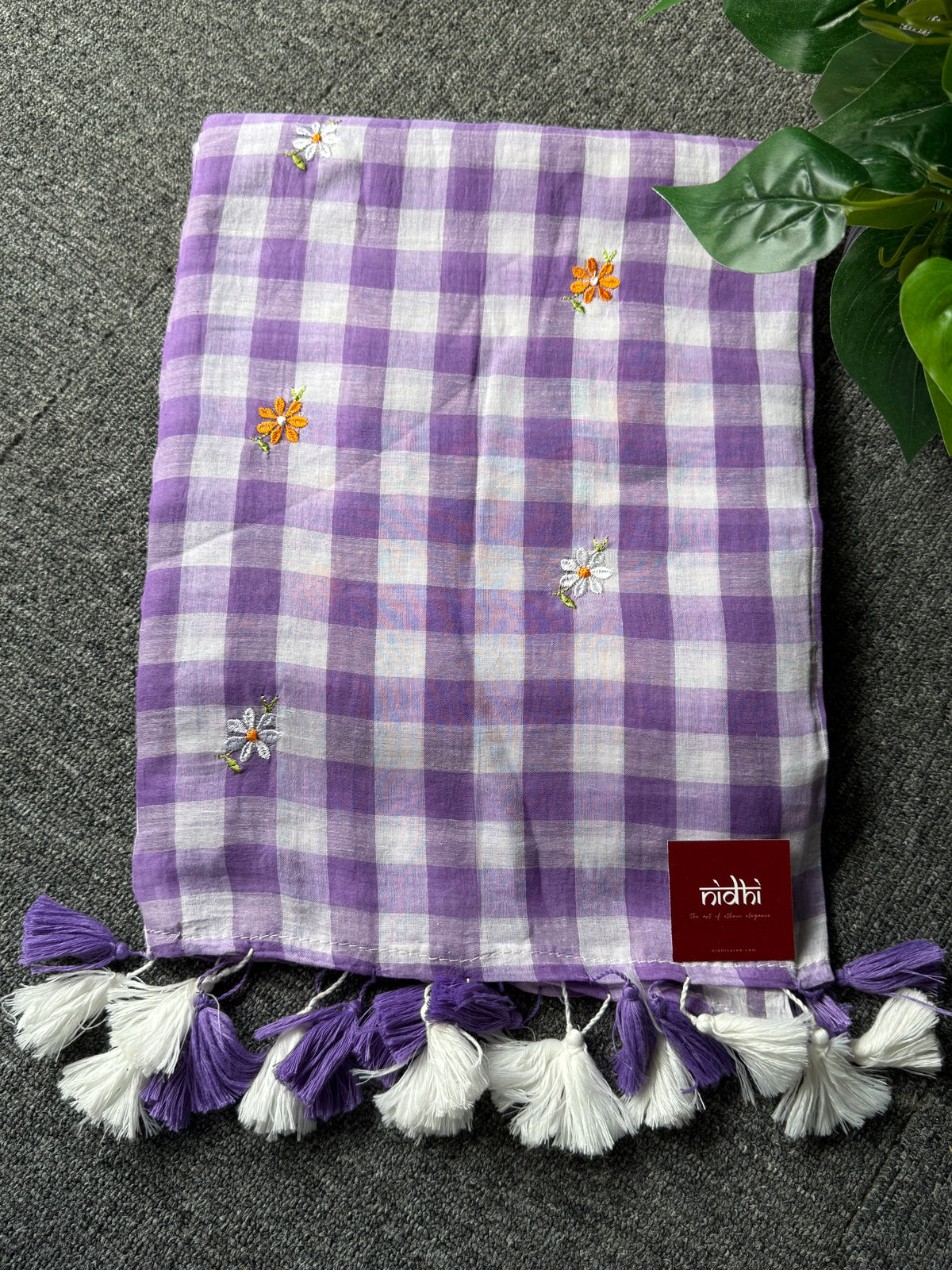 Check Embriodery saree