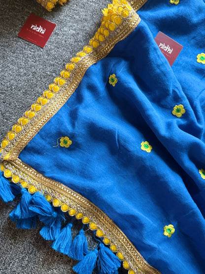 Flower lace Mulmul Saree
