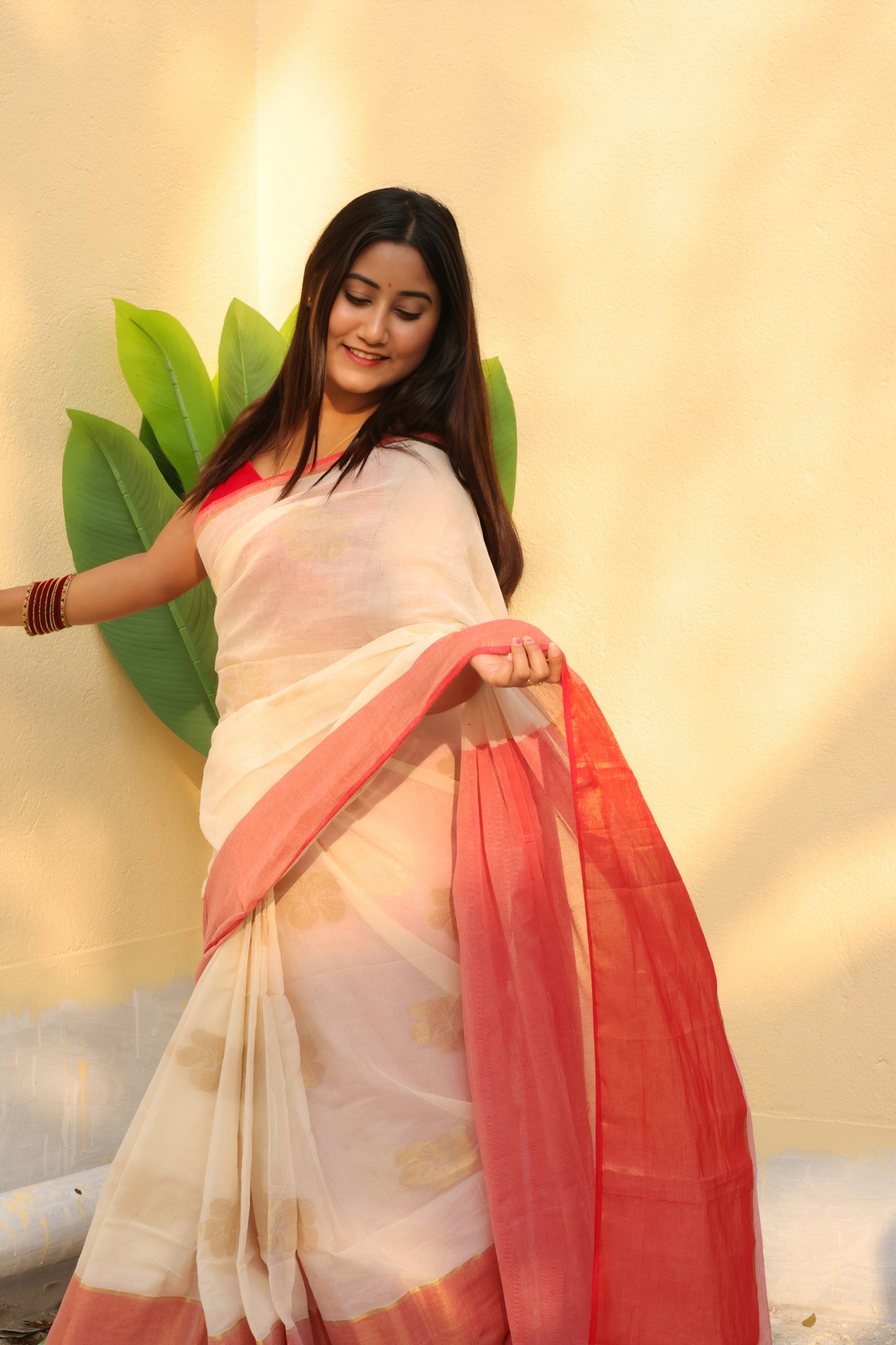 Golden Petal Mul Cotton Saree