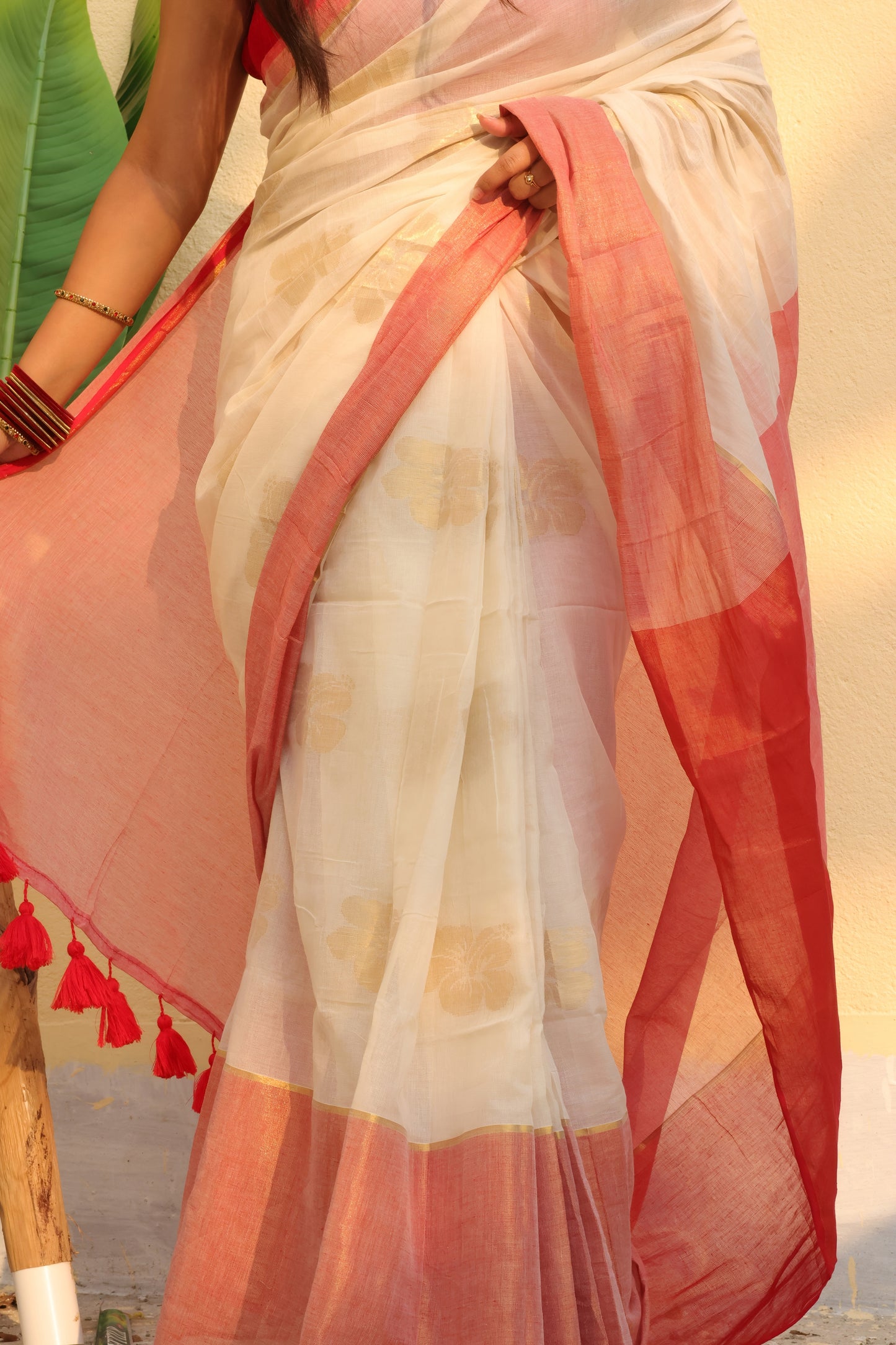 Golden Petal Mul Cotton Saree