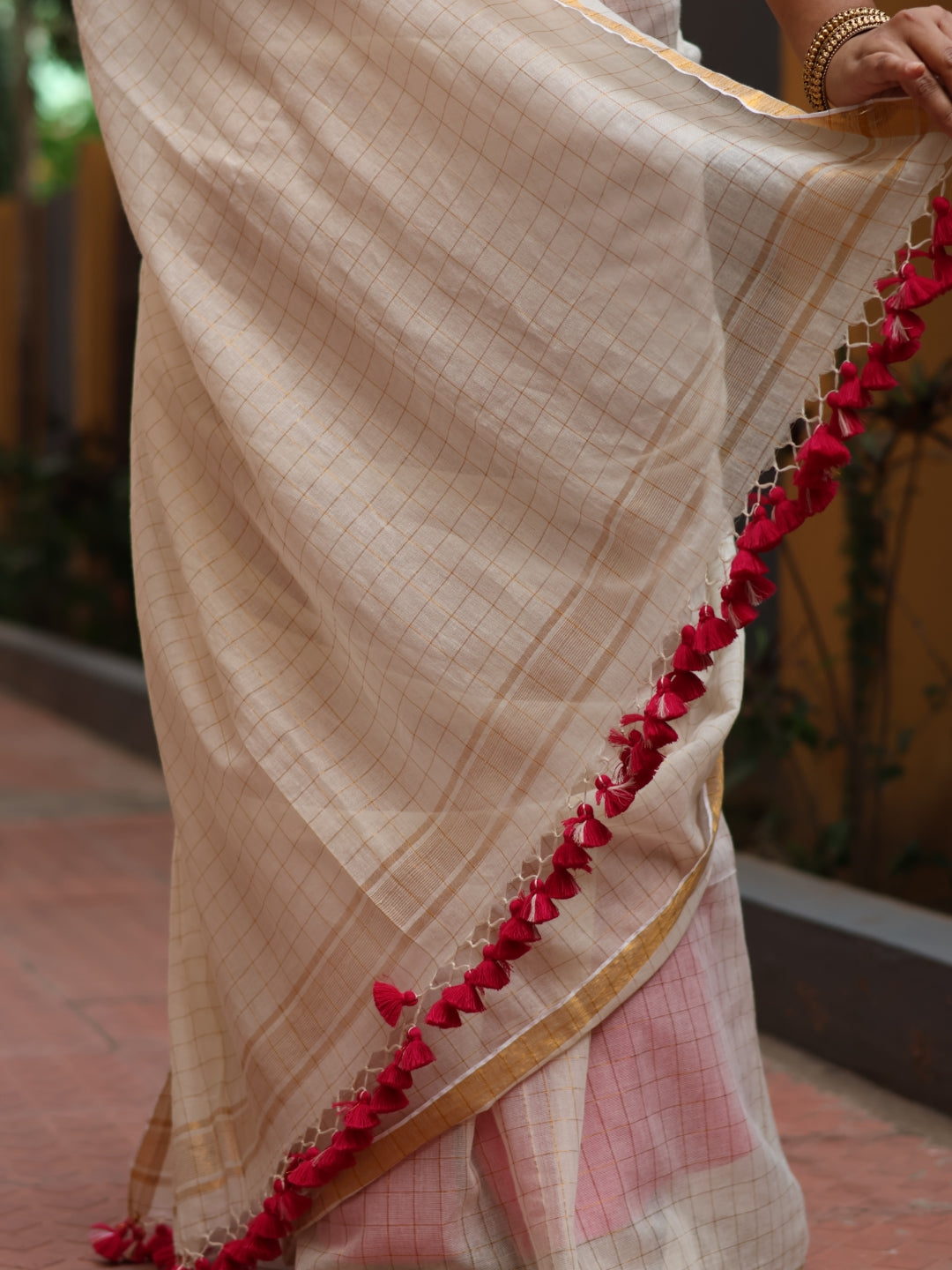 Pure Grace Check Mul Cotton Saree