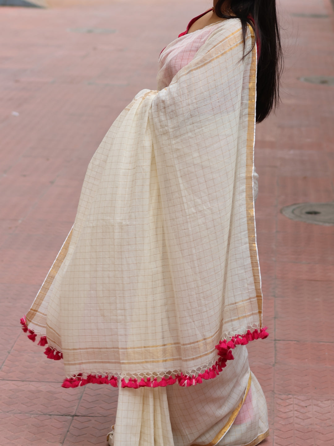 Pure Grace Check Mul Cotton Saree