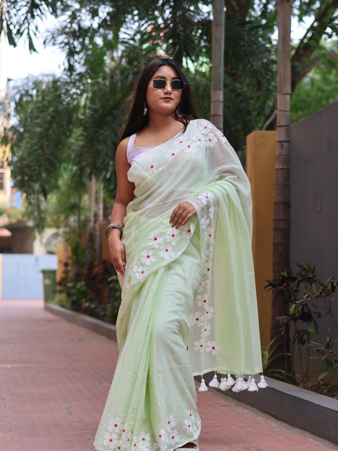 Flower Hand Print Mulmul Cotton Saree