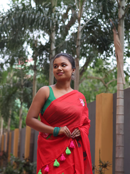 Hand Embroidery Mul Cotton Saree