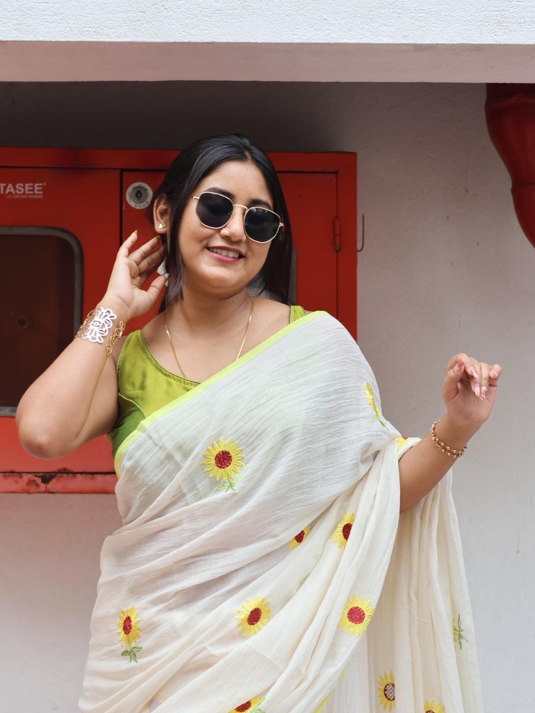 Sunflower Mulmul Cotton Saree