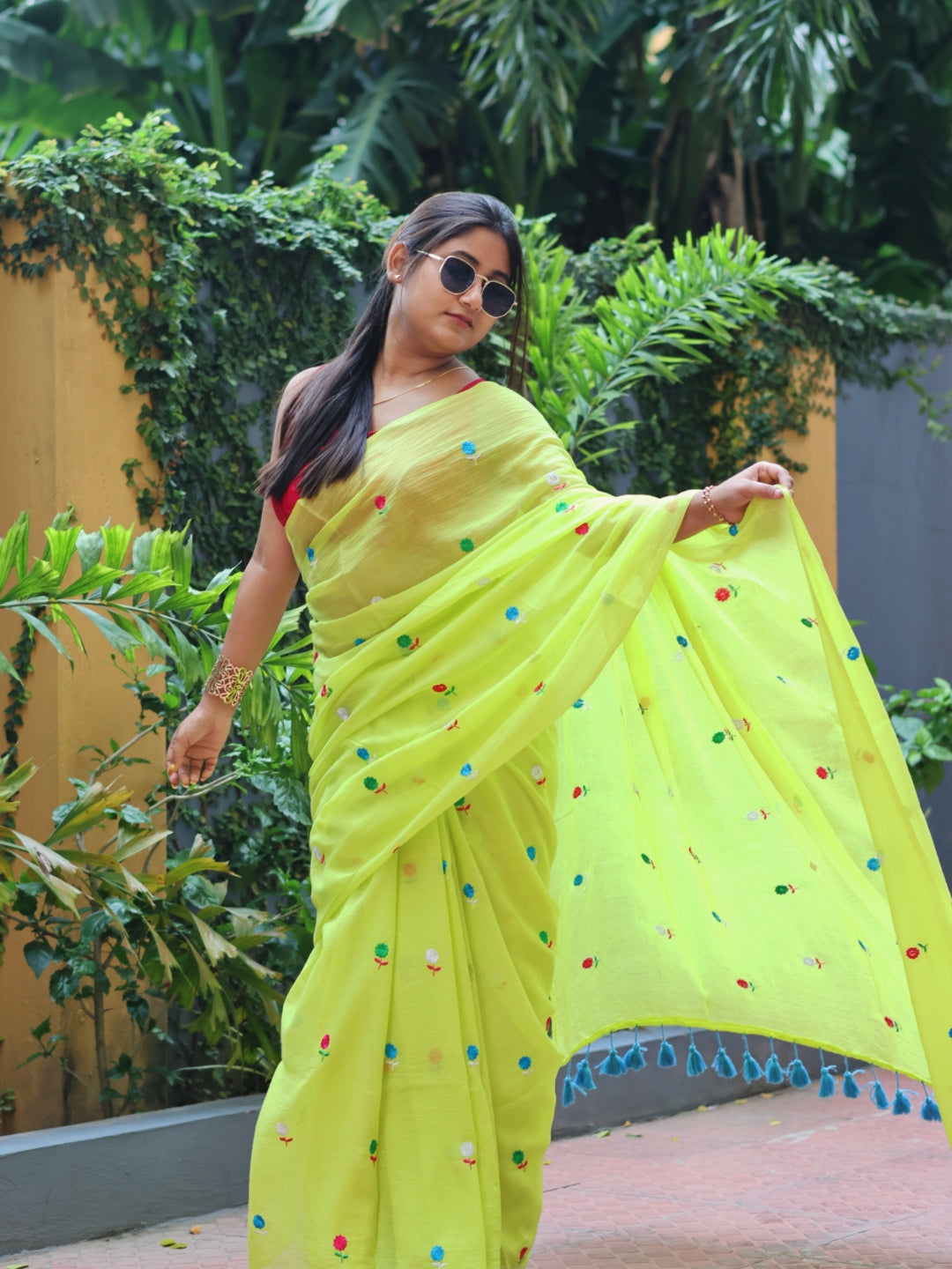 Lime Blossom Mulmul Cotton Saree