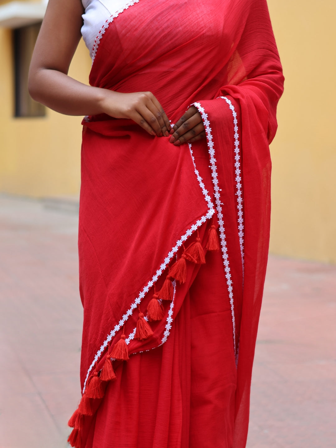 Red Mulmul Cotton Lace Border Saree
