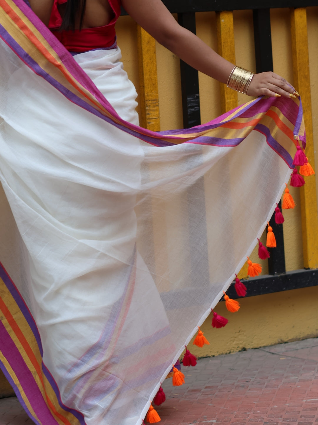 Utsavi Mulmul Cotton Saree